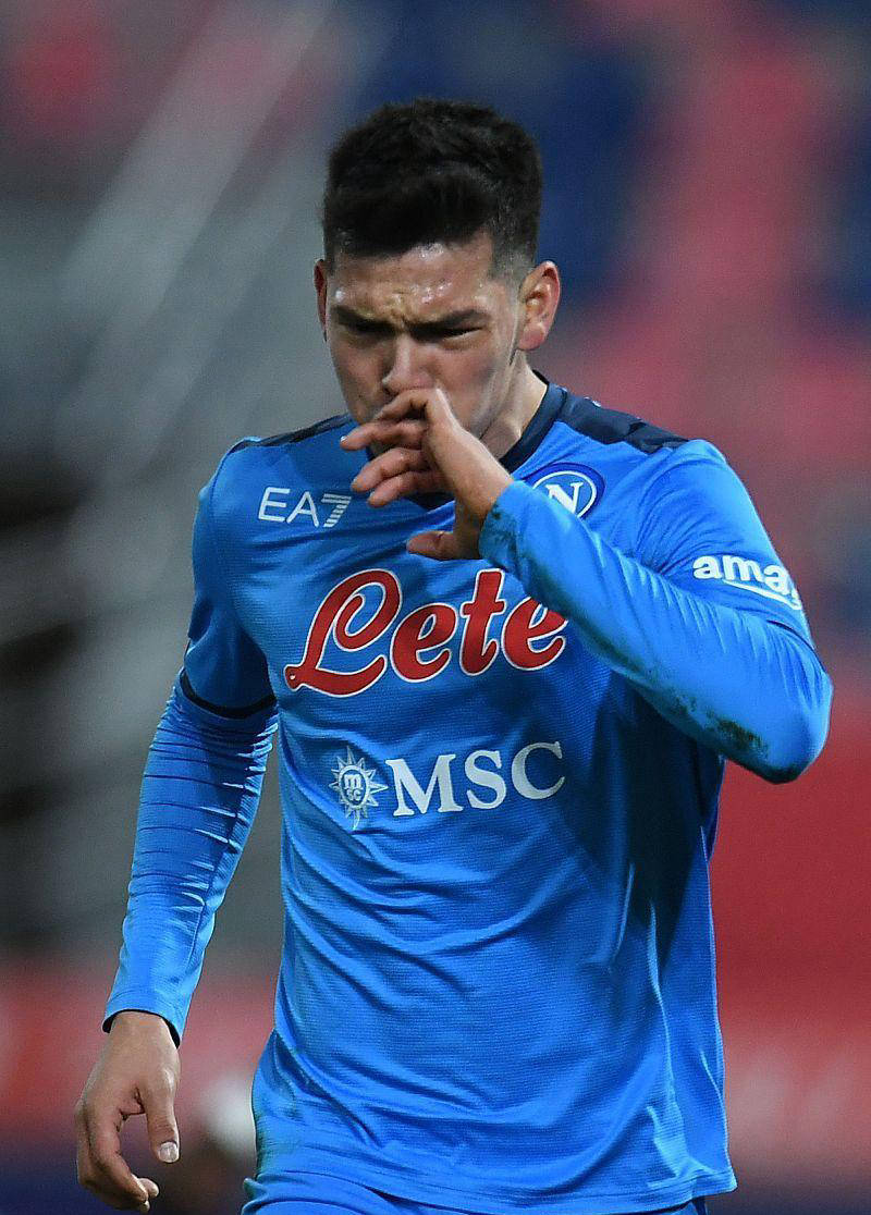 清晨那不勒斯备战德甲，刷新队史纪录细节曝光，压力陡增，轮换策略成焦点