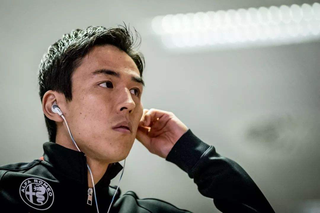 关于德甲集结日走向成谜；山东男篮队长鼓劲；气氛紧张；团队化学反应显著的信息-爱游戏APP