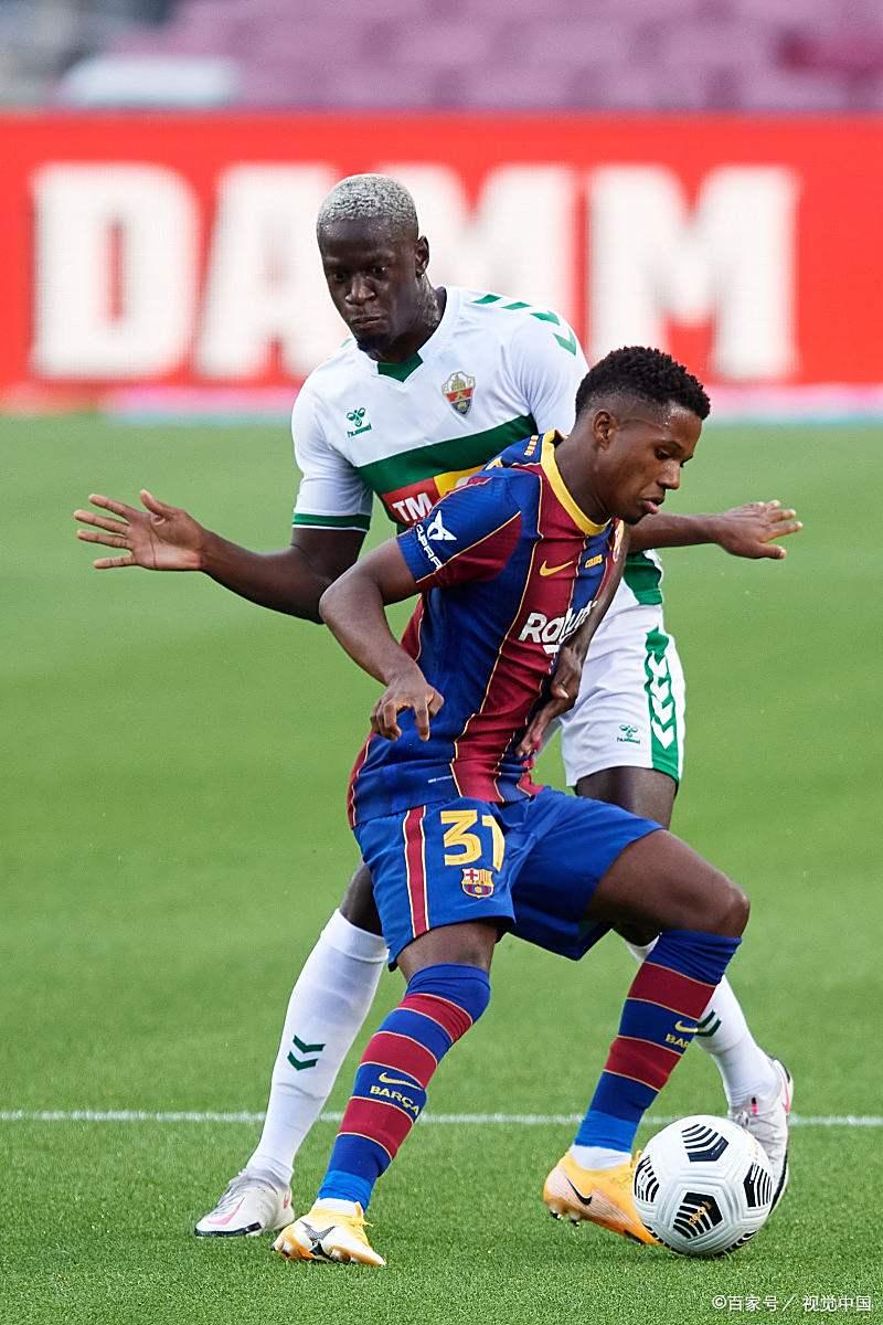 切尔西训练开放日，转会期状态回暖引欢呼，德甲在即，赛程密集仍需轮换的简单介绍-爱游戏下载