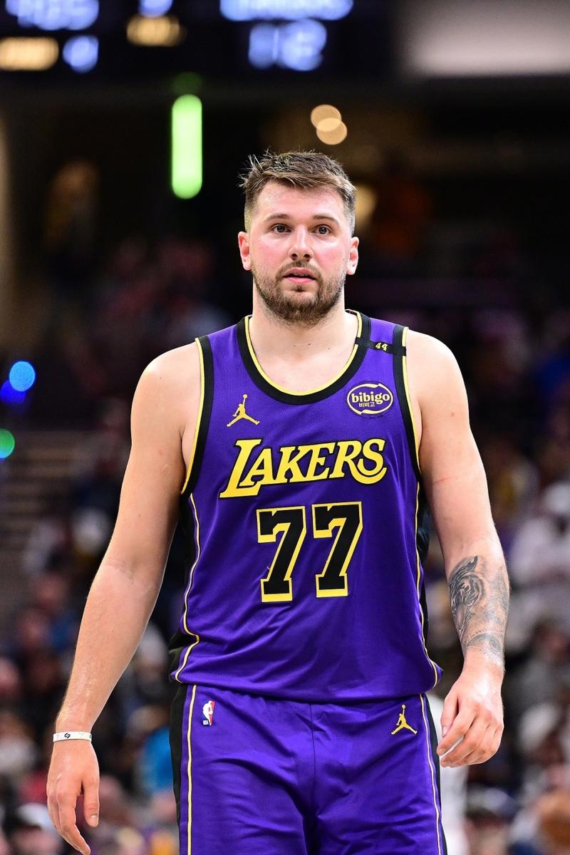 包含纽约尼克斯赛后遗憾出局，志在NBA总决赛名次提升，球迷炸锅，球队文化再被提及的词条-爱游戏体育