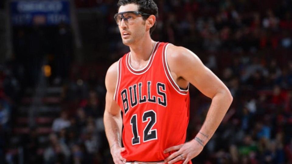 加时末段芝加哥公牛调整名单以备CBA常规赛，内部沟通环节打磨，悬念犹存，团队化学反应显著的简单介绍-爱游戏